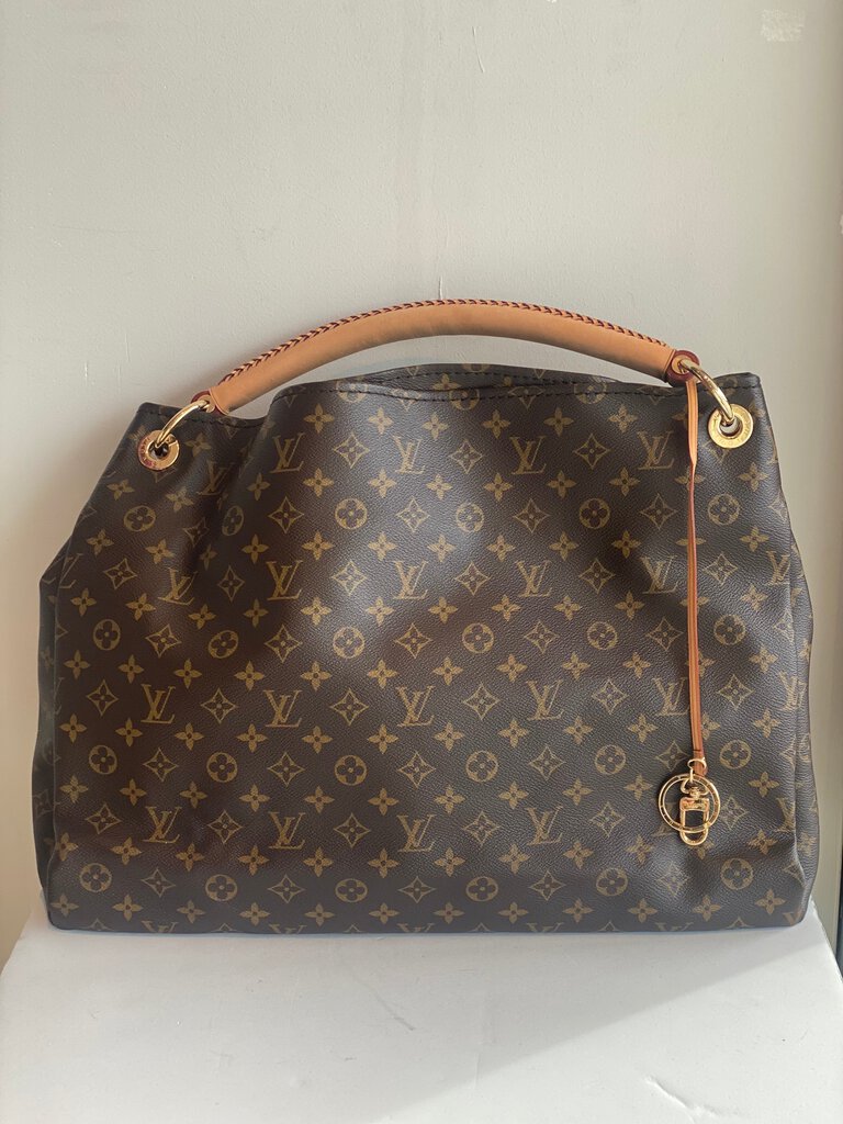 Louis Vuitton Artsy GM Monogram