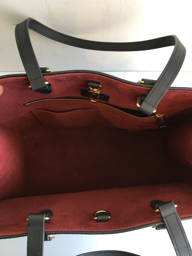 Louis Vuitton OntheGo Bicolor Monogram MM Tote