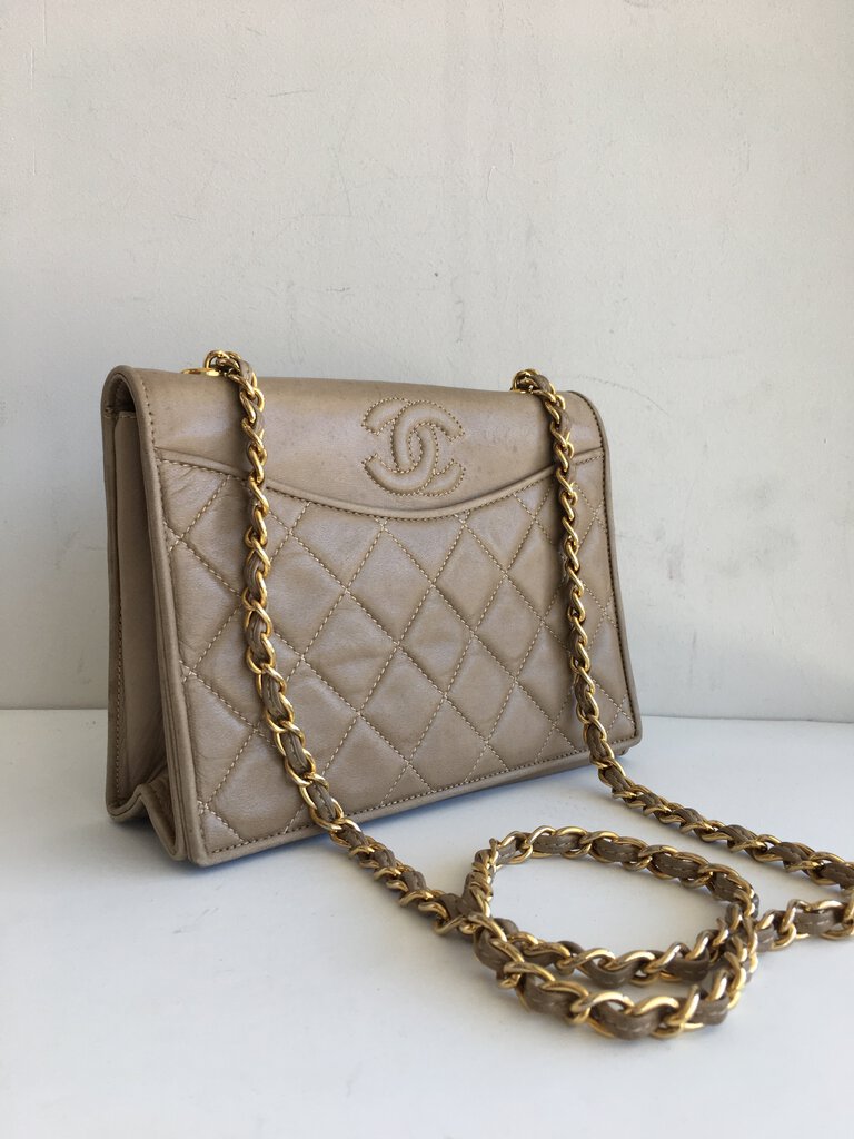 Chanel Matelass Quilted Lambskin Leather Shoulder Bag