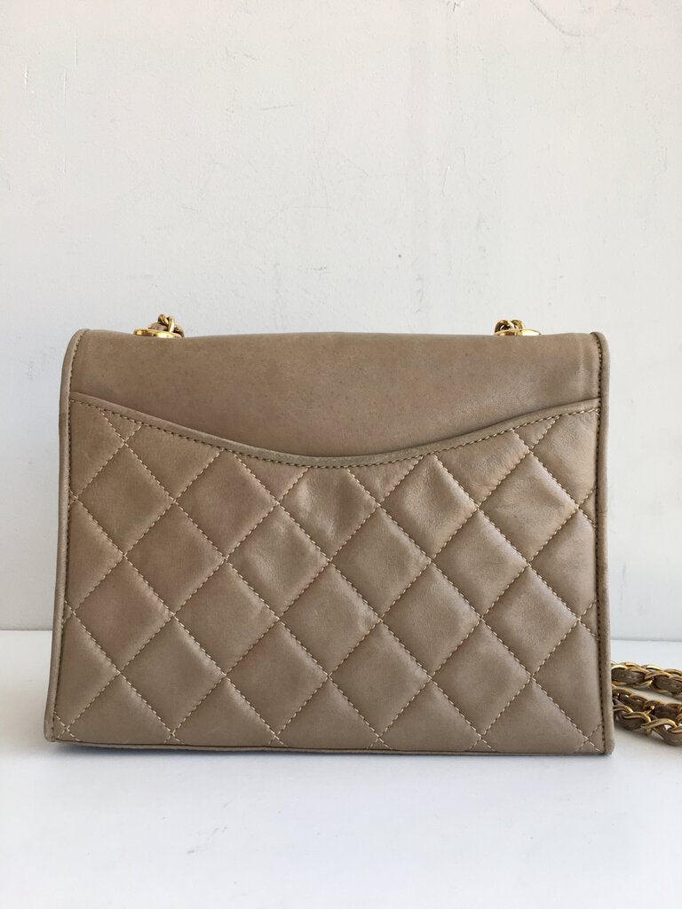 Chanel Matelass Quilted Lambskin Leather Shoulder Bag