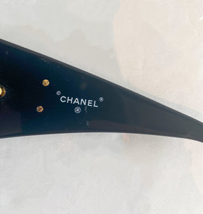 Chanel Chain-link Sunglasses Vintage  Inside