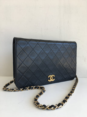 Chanel Quilted Lambskin Leather Single-Flap Bag Side