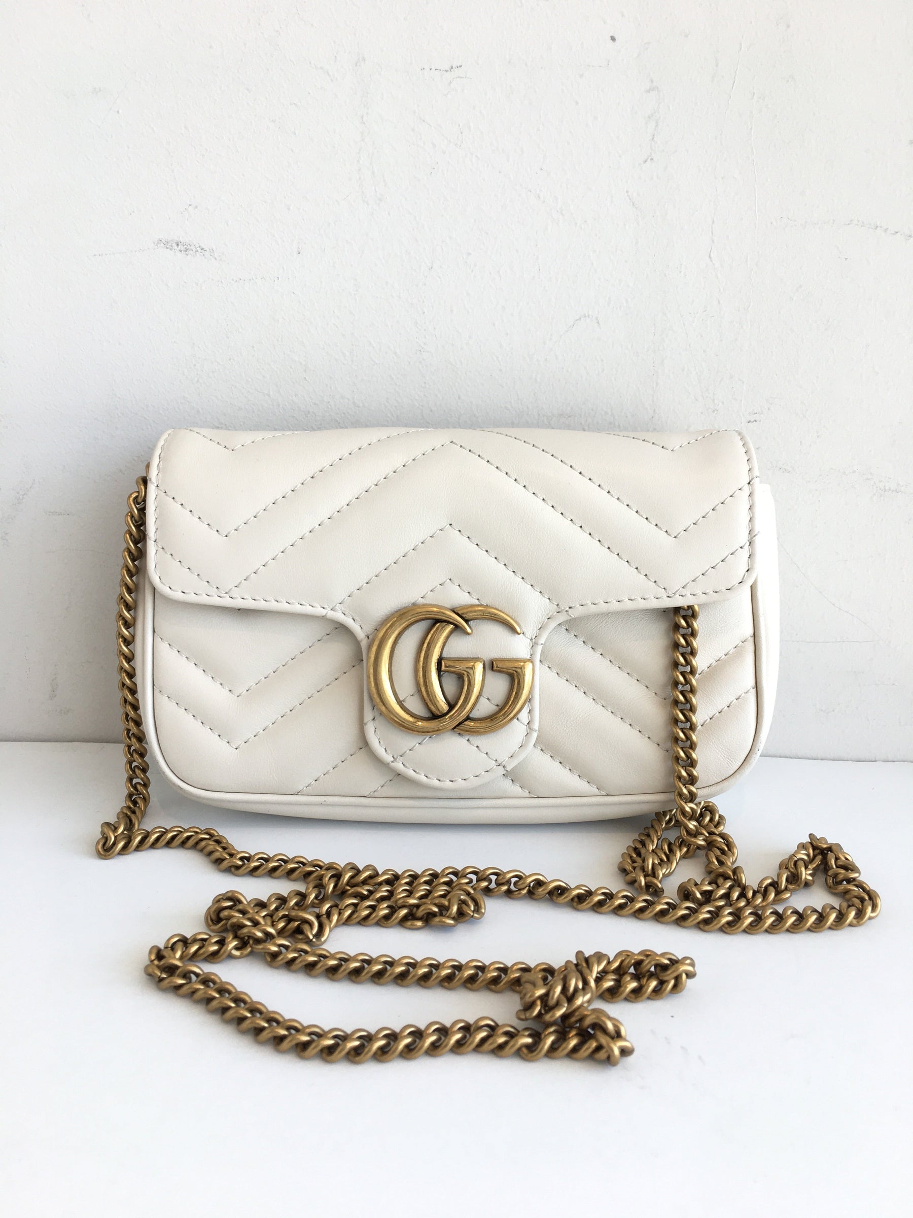 gucci marmont super mini white