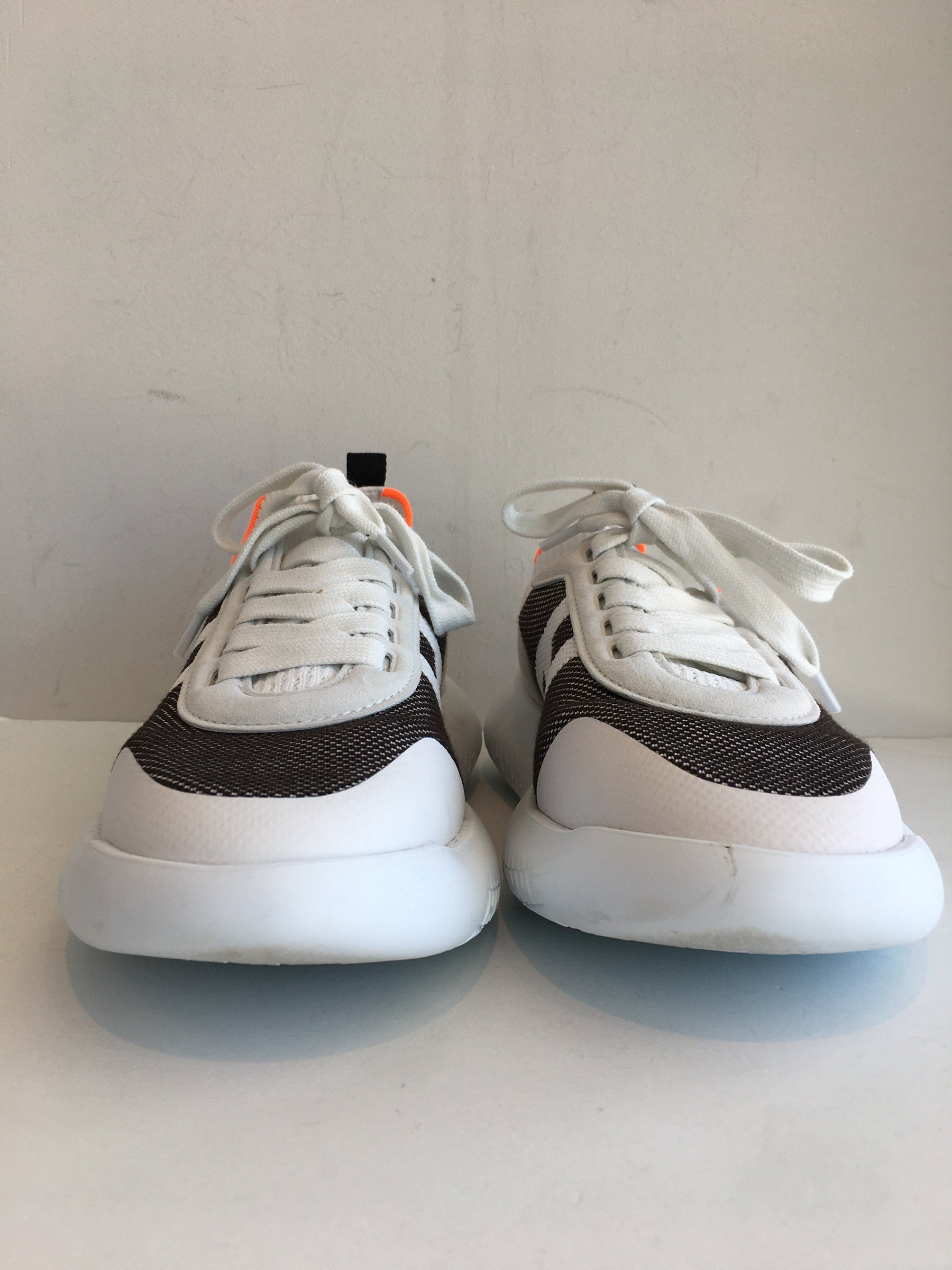 Hermès Crew Running Sneakers in White and Orange Front