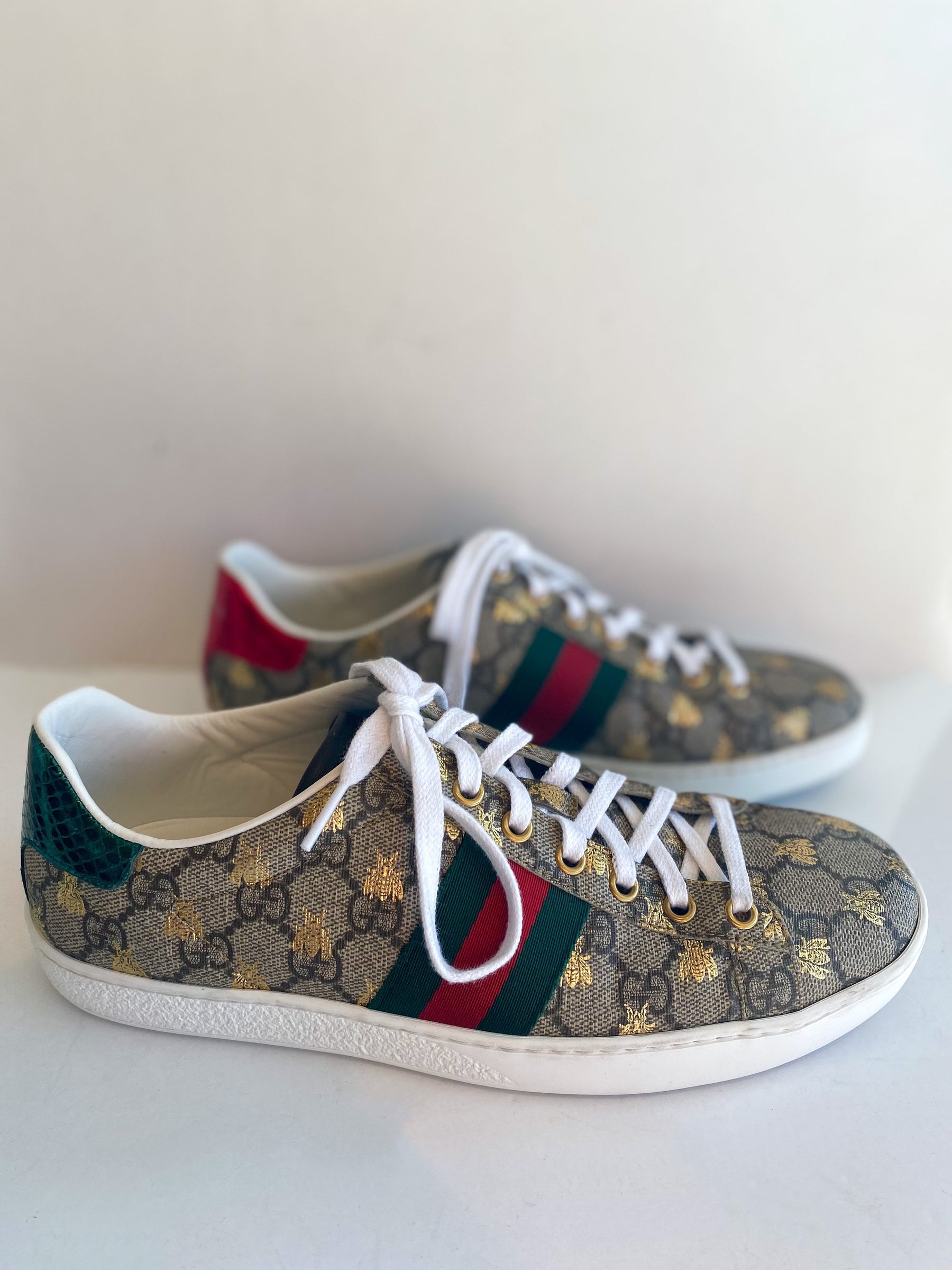 Gucci Ace GG Supreme with Bees Sneaker