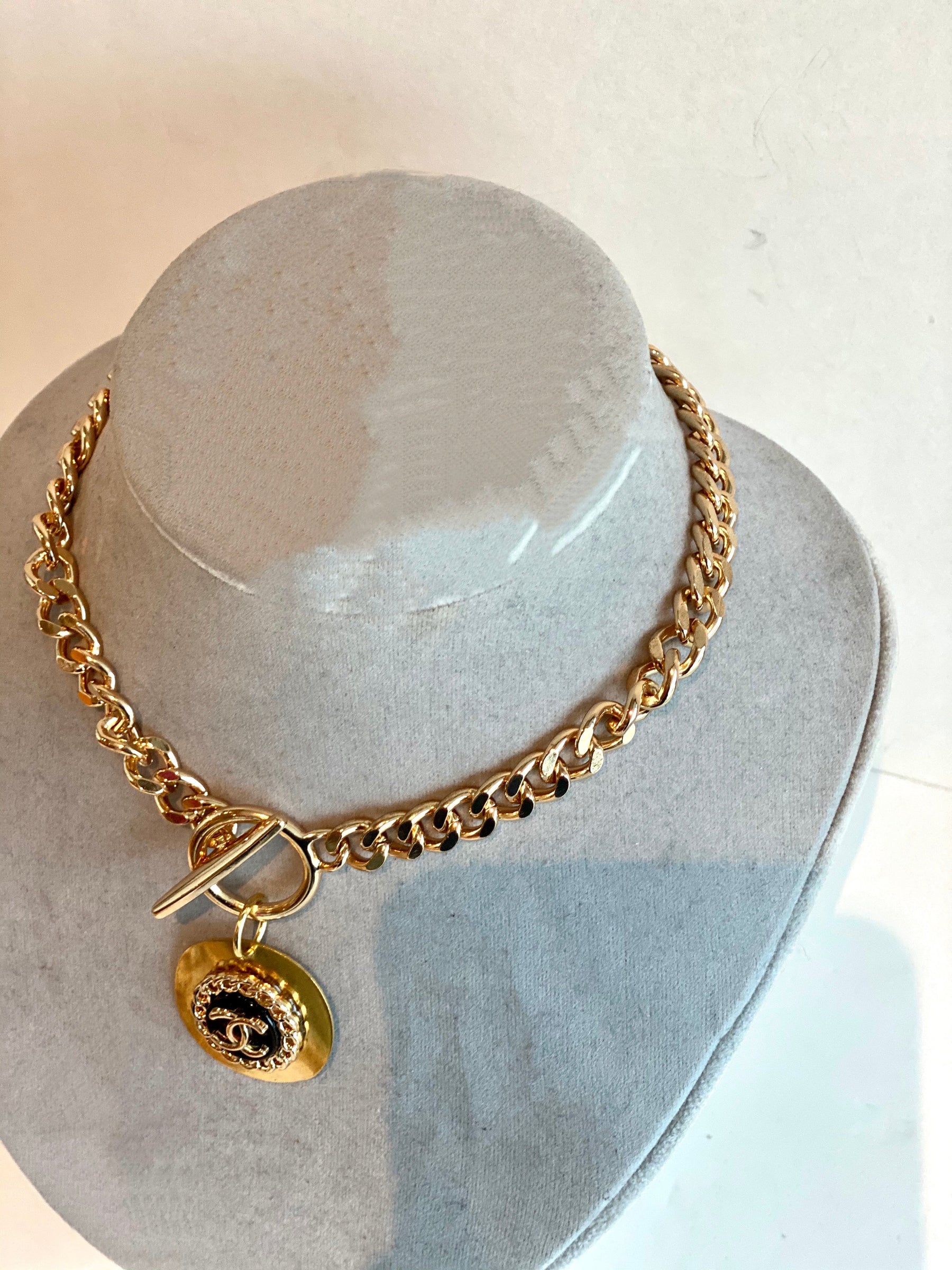 side designer button necklace gold