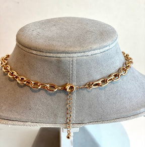 gold designer lobster clasp necklace