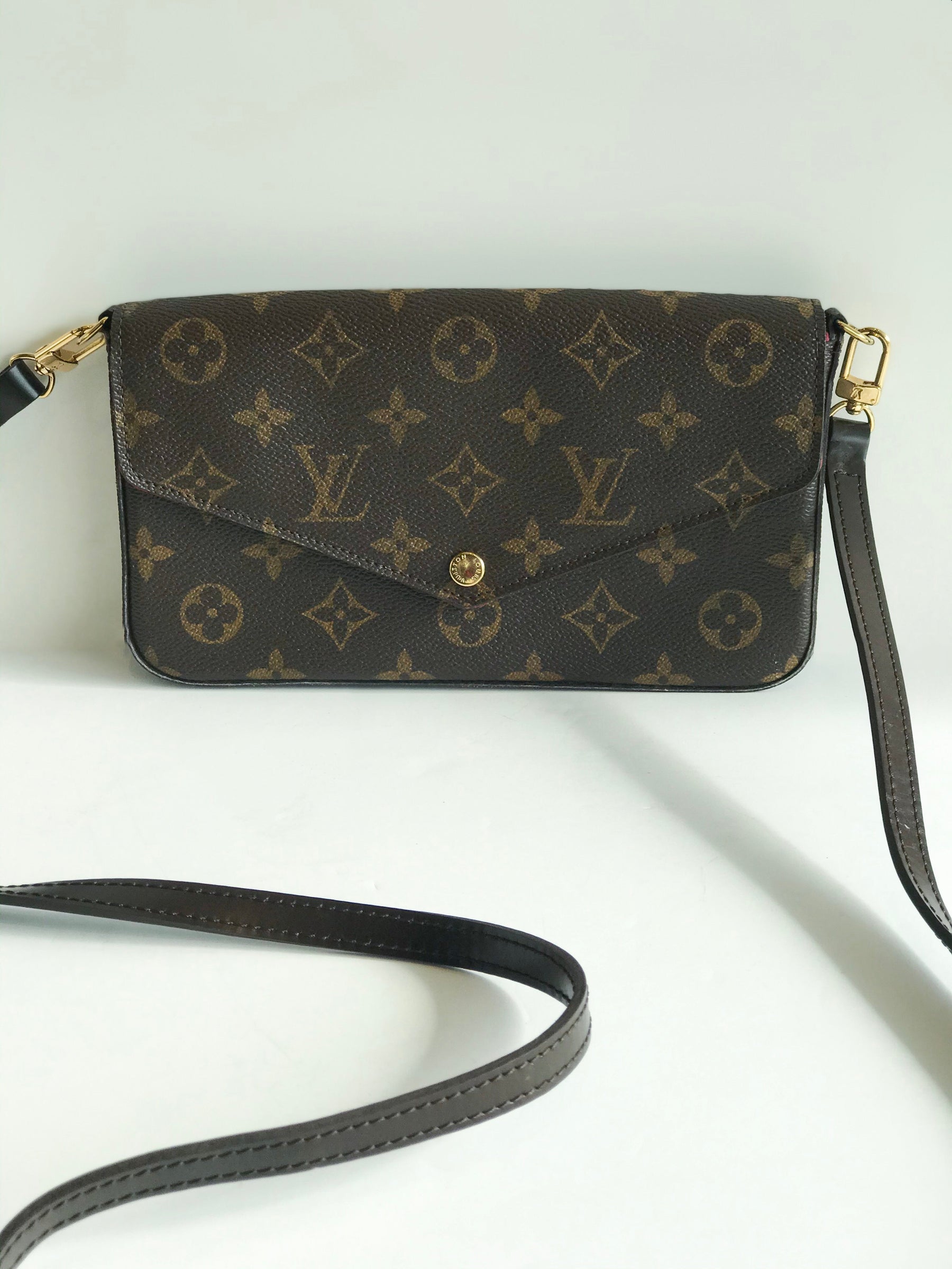 Louis Vuitton Pouchette Crossbody Leather Strap