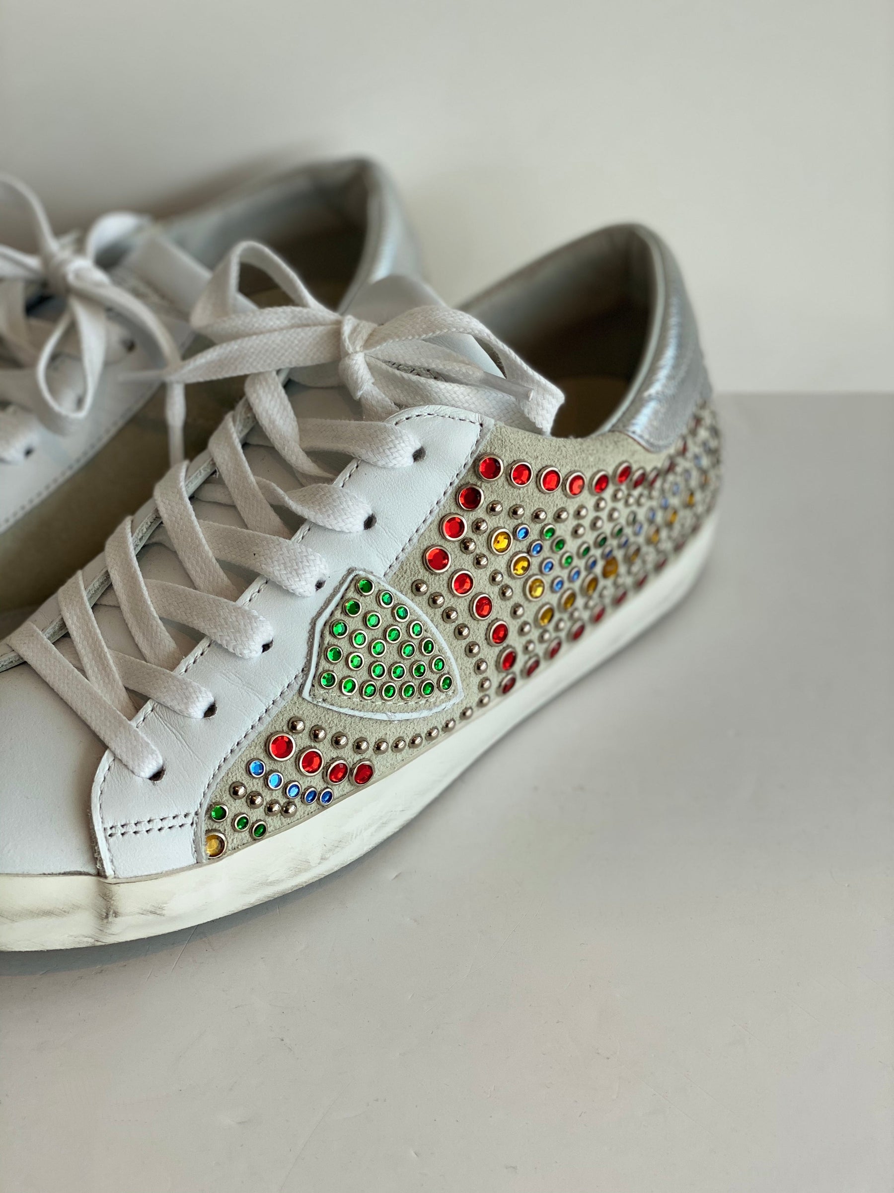 Philippe Model Carioca Jules Blanc Multicolor Sneakers Side of Shoes