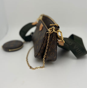 Louis Vuitton Monogram Multi Pochette Accessoires | Olive Green Strap | Brown Monogram Leather | Coin Purse & Dust Bag Included | Brass Hardware | Zip Closure | Great Condition