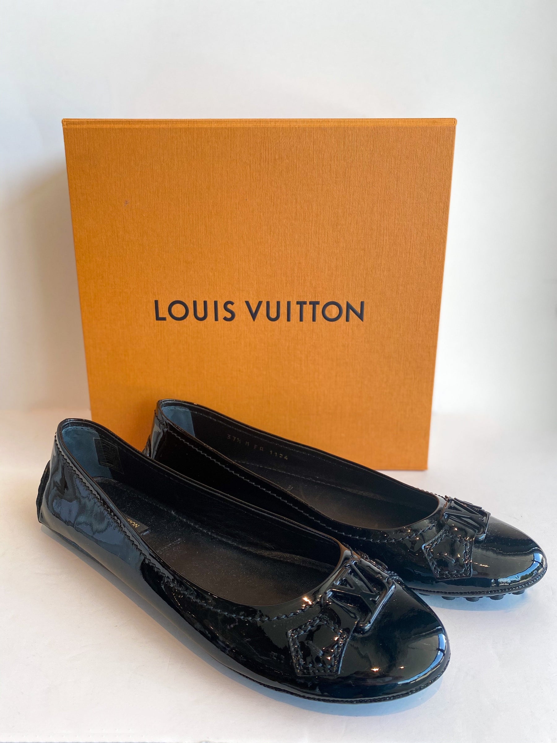 Louis Vuitton Black Patent Leather Ballet Flat LV Logo with Box
