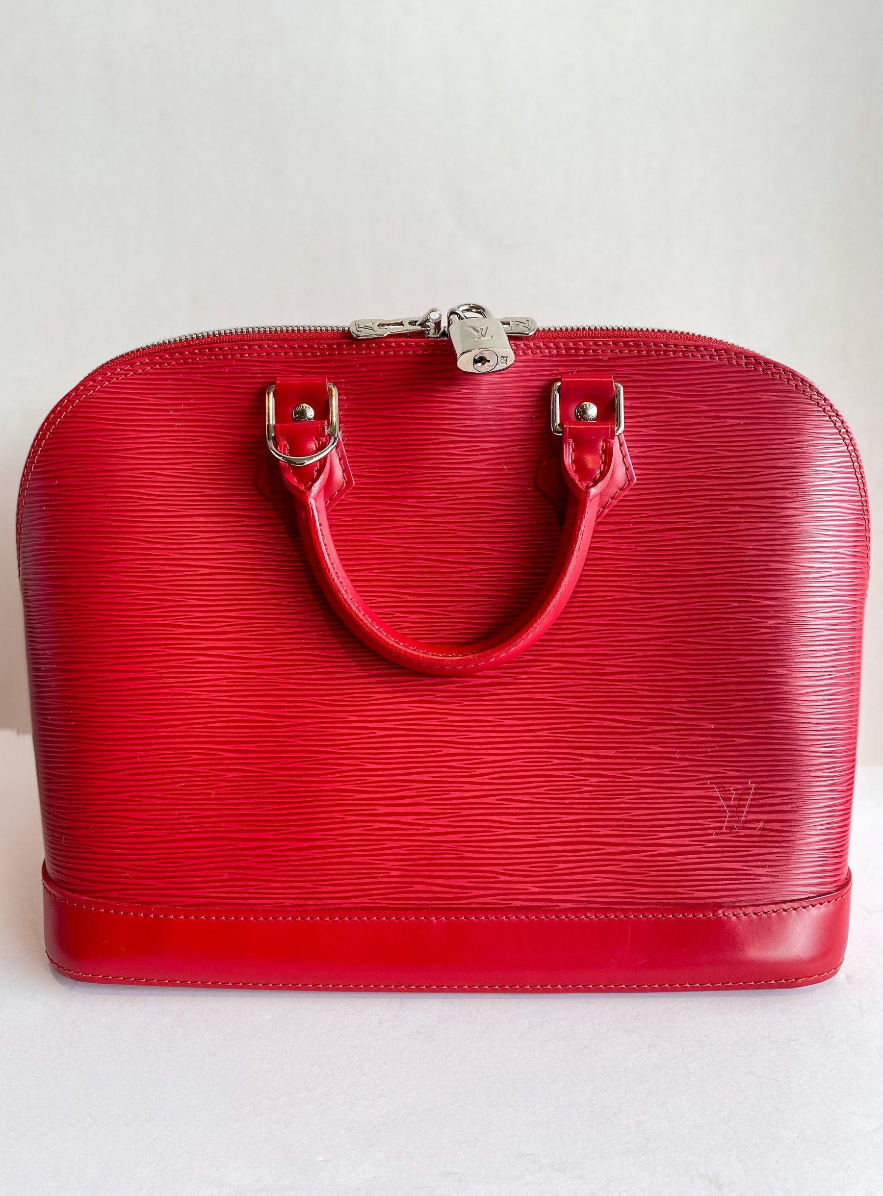 Louis Vuitton Epi Alma PM Rouge