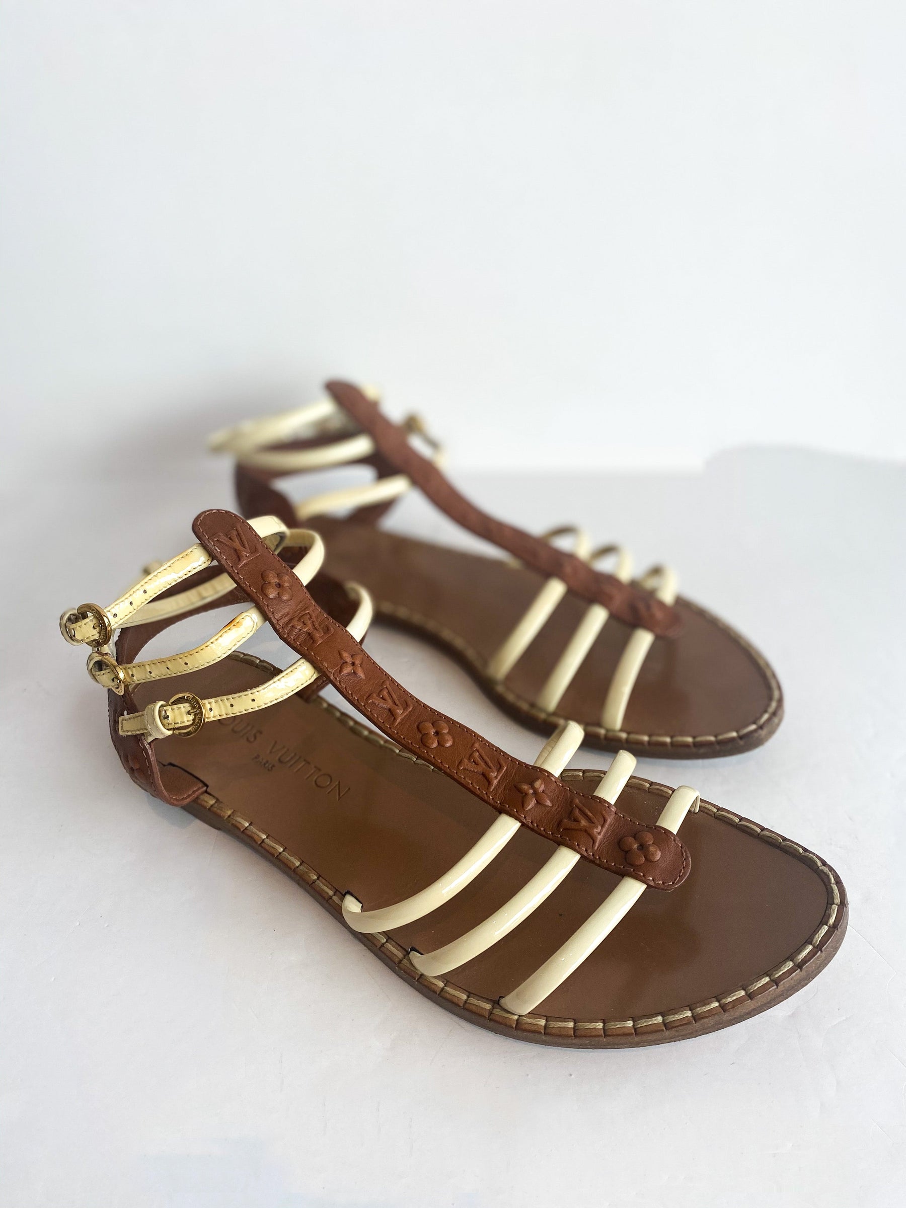 Louis Vuitton Metallic Gladiator Sandals Size 41 GoldSilver  Sell Your  Sole Consignment Boutique