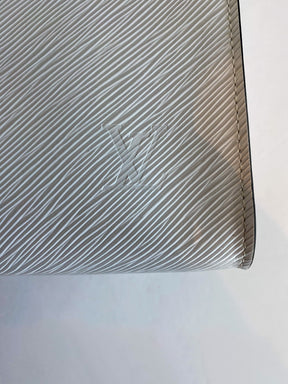 Louis Vuitton Onthego MM Epi Leather White Tote Bag Embossed Logo
