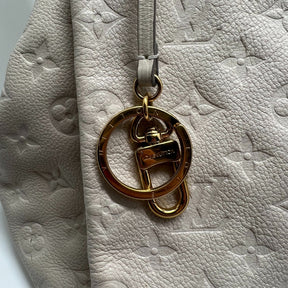 Louis Vuitton Monogram Artsy Handbag