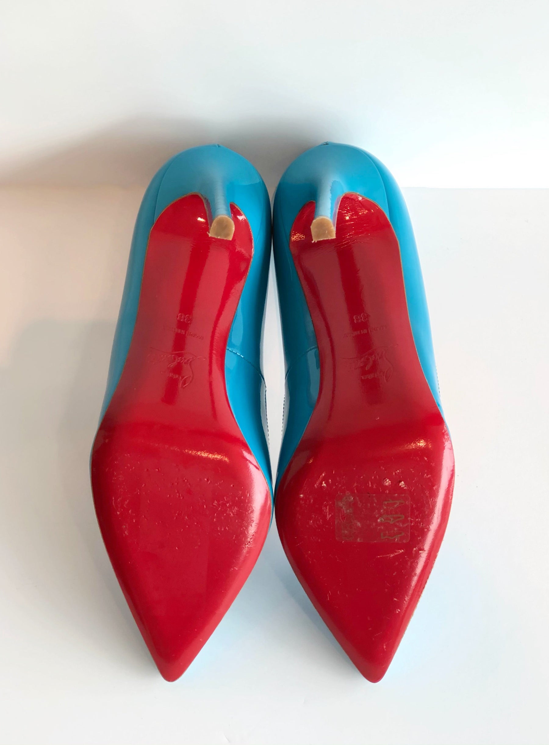 Christian Louboutin Pigalle Follies Pump
