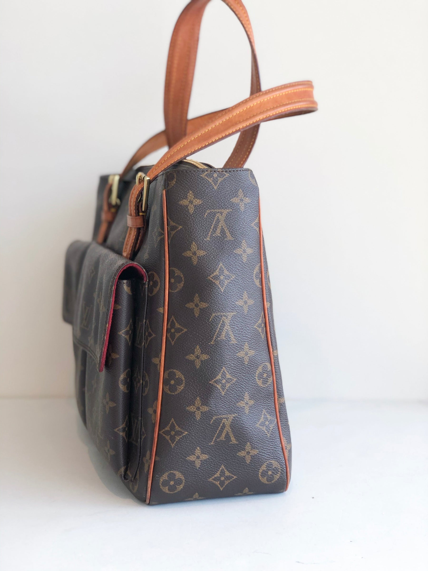 Louis Vuitton Multipli-Cite Bag Monogram